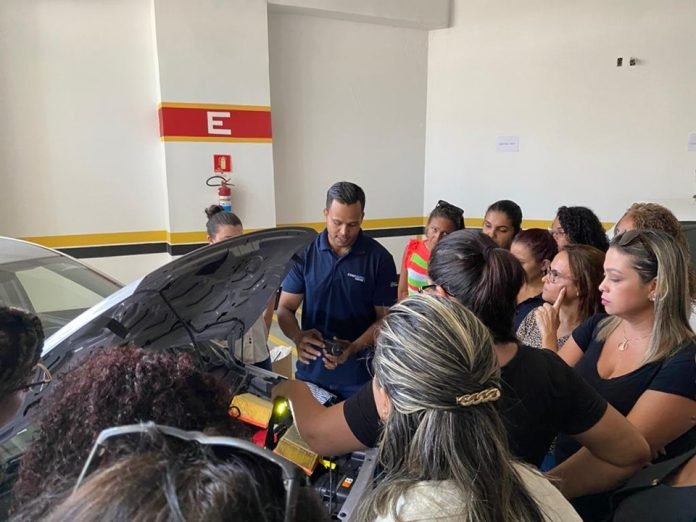 Mecânica Básica para Mulheres: Detran|ES abre inscrições para 4ª edição do curso