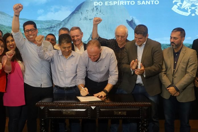 Governador anuncia R$ 1,6 bilhão em obras rodoviárias e de infraestrutura no ES
