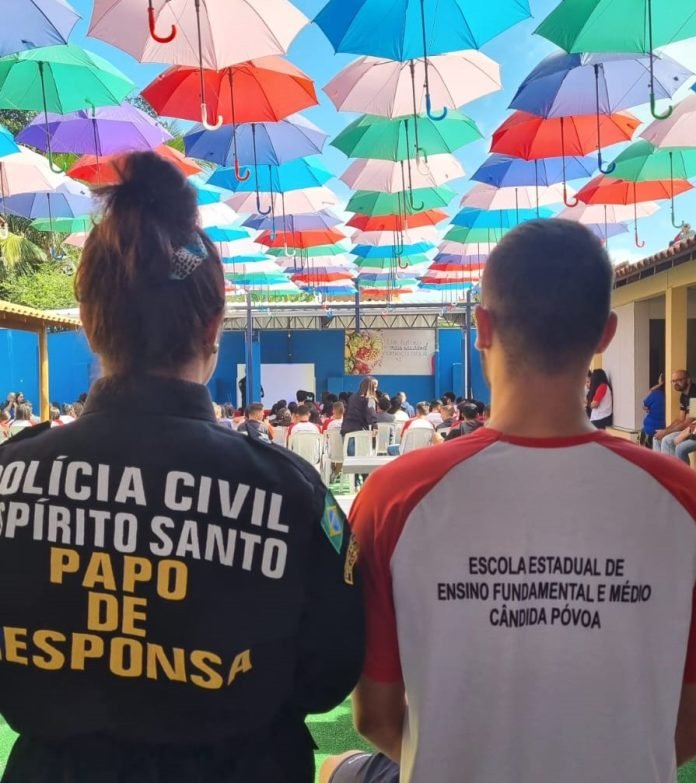PCES visita escolas no interior do Estado e ministra palestras para estudantes