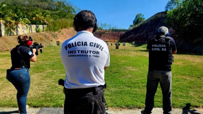 Acadepol inicia curso de capacitação para novos fuzis ARAD 5.56