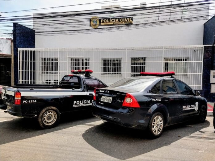 PCES conclui inquérito e indicia homem suspeito de jogar camisinha dentro da bolsa de mulher em ponto de ônibus