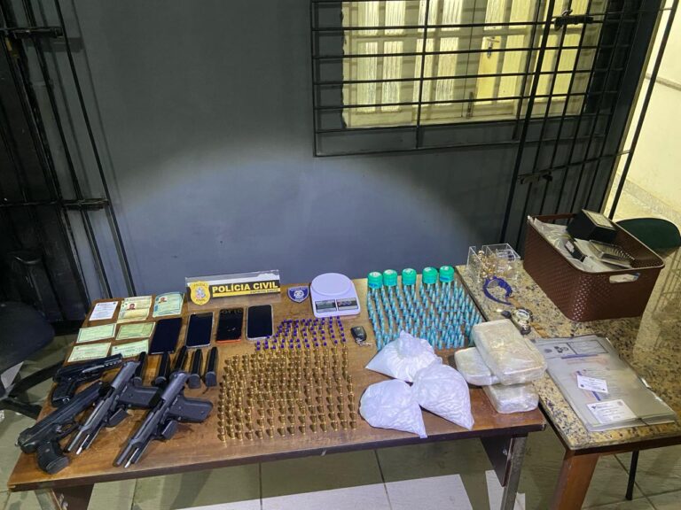 Operação Policial em Marataízes resulta em prisões e apreensões de armas, drogas e munições