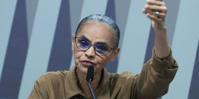 Marina Silva se retira de audiência após ofensas de senador Marina Silva deixa audiência após ataque e ofensas de senador