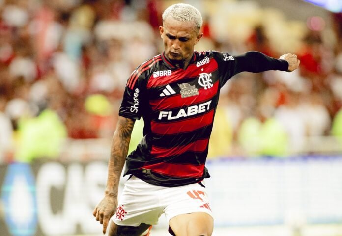 Wesley, do Flamengo, é o melhor lateral sub-23 do Brasil, diz estudo