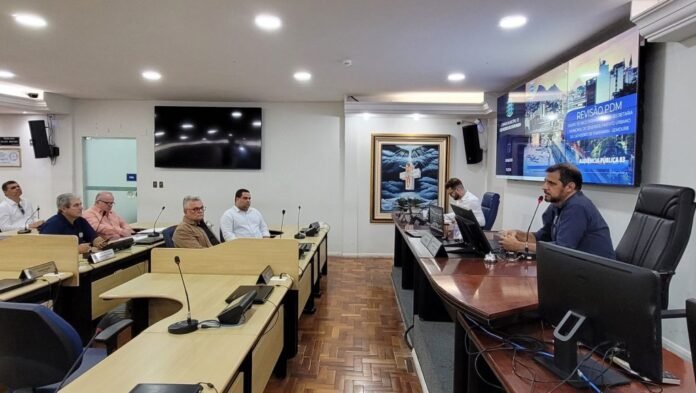 Cachoeiro debate melhorias urbanas em audiência sobre revisão do Plano Diretor Municipal - Prefeitura de Cachoeiro de Itapemirim