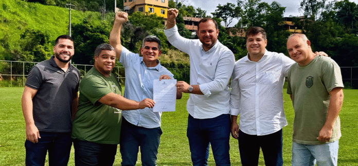 Prefeitura autoriza início da reforma do campo do bairro Niterói