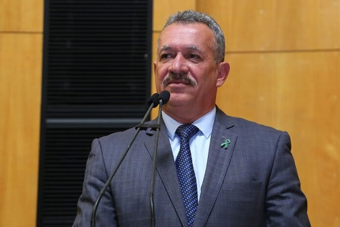 delegado_gilsinholopes_tatibeling_ales.jpg