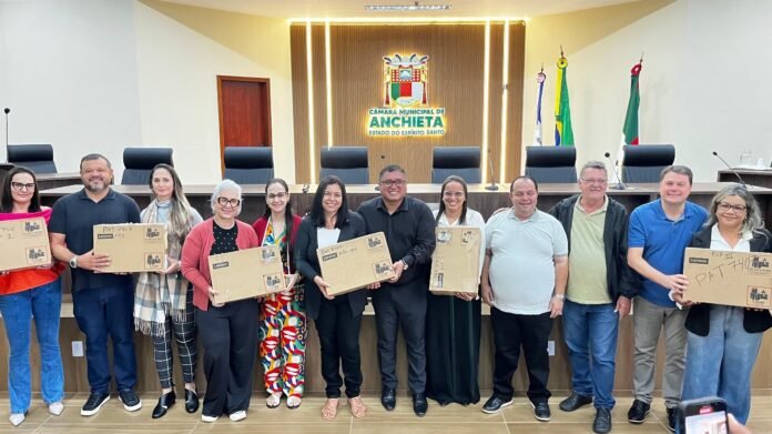 Notícia Unidades de Saúde de Anchieta recebem novos notebooks - Prefeitura Municipal de Anchieta