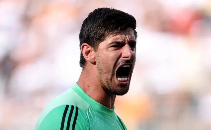 Courtois faz milagre em Real Madrid x Borussia e Xabi Alonso dispara: “Temos muita sorte”