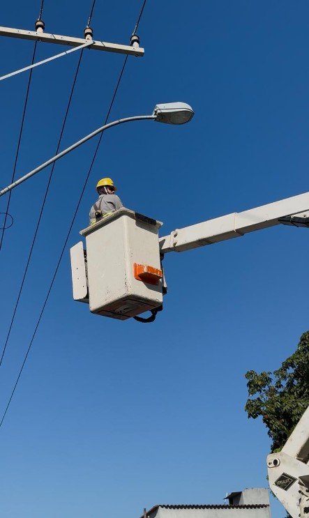Notícia Iluminação de LED chega à comunidade de Mãe-Bá - Prefeitura Municipal de Anchieta