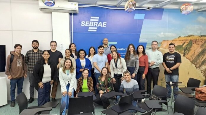Prefeitura de Cachoeiro promove palestra sobre atitude empreendedora no serviço Servidores de Cachoeiro participam de palestra sobre empreendedorismo no serviço público - Prefeitura de Cachoeiro de Itapemirim