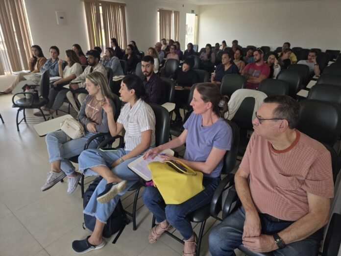 Notícia Profissionais de Saúde de Anchieta são capacitados sobre medicamento que previne o HIV - Prefeitura Municipal de Anchieta