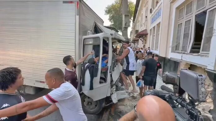 Clássico entre Vasco x Botafogo tem clima tenso após acidente – Vascaino.net