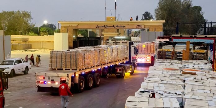 Mesmo autorizado, material para abrigo não entra em Gaza, dizem ONGs