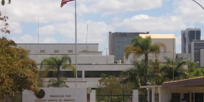 Itamaraty convoca chefe da Embaixada dos EUA após ameaça ao Judiciário