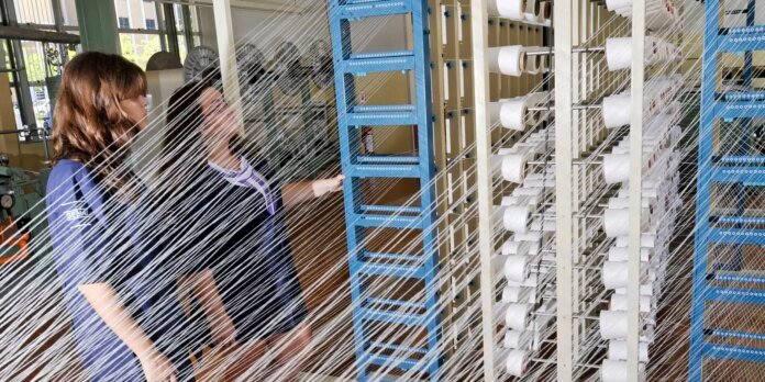 Tarifaço impõe desafios para indústria química nacional, diz Abiquim