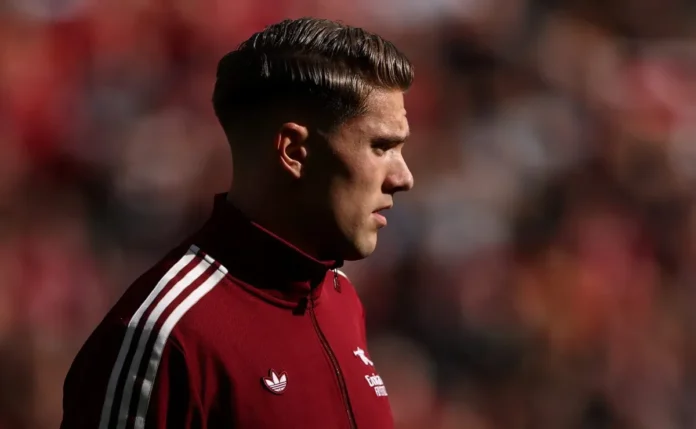 Liverpool x Arsenal: Viktor Gyökeres passa em branco na derrota dos Gunners