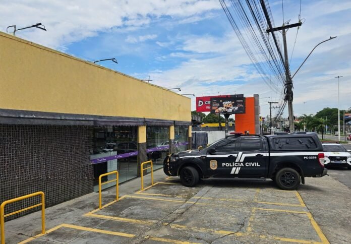 Polícia Civil flagra furto de energia elétrica em loja de açaí em Cariacica