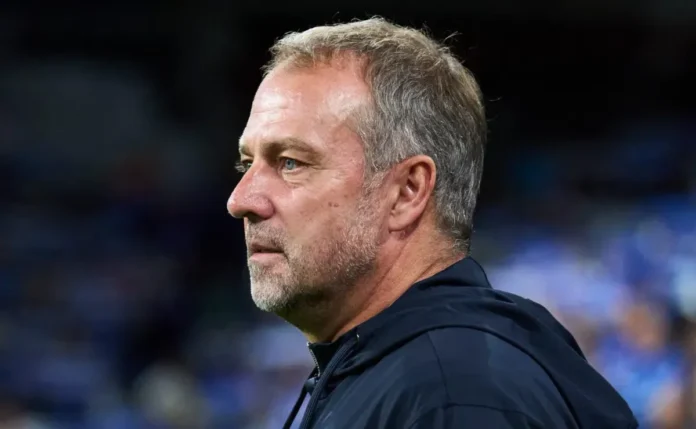 Hansi Flick surpreende Dro Fernández no Barcelona com estreia como titular contra Real Sociedad