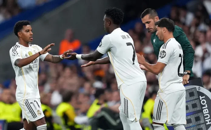 Vinicius Júnior vive incerteza no Real Madrid sob comando de Silêncio no Bernabéu: Real Madrid não comenta situação de Vinicius Júnior sob comando de Xabi Alonso