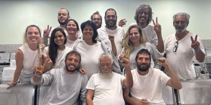 Brasileiros da Flotilha Global Sumud são libertados na Jordânia