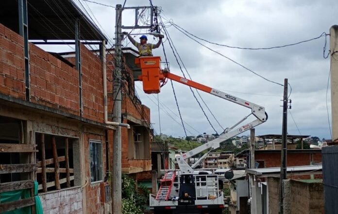 Cachoeiro ganha em segurança e economia com troca das lâmpadas por LED - Prefeitura de Cachoeiro de Itapemirim