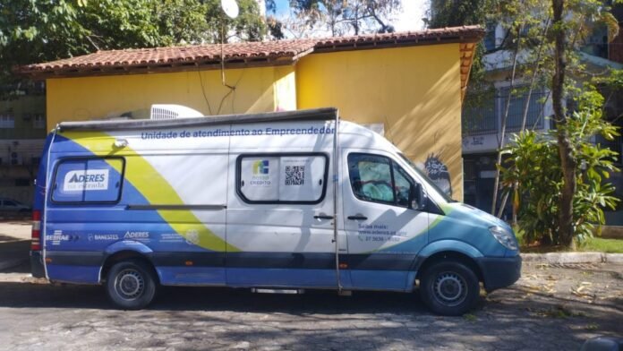 Cachoeiro oferece atendimento itinerante a microempreendedores na Feira Verde Sala do Empreendedor leva atendimento itinerante à Feira Verde em Cachoeiro - Prefeitura de Cachoeiro de Itapemirim