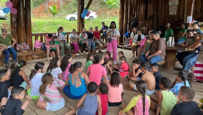 Cachoeiro promove ação de cidadania para crianças em parceria com CGM realiza ação de Educação para a Cidadania com crianças em Cachoeiro - Prefeitura de Cachoeiro de Itapemirim