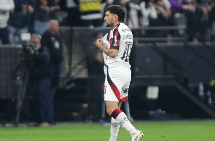 Flamengo avança para conquistar a melhor campanha da história no flamengo