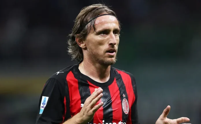 Milan é ousado no mercado e inicia conversas para ter Bernardo Silva ao lado de Modrić