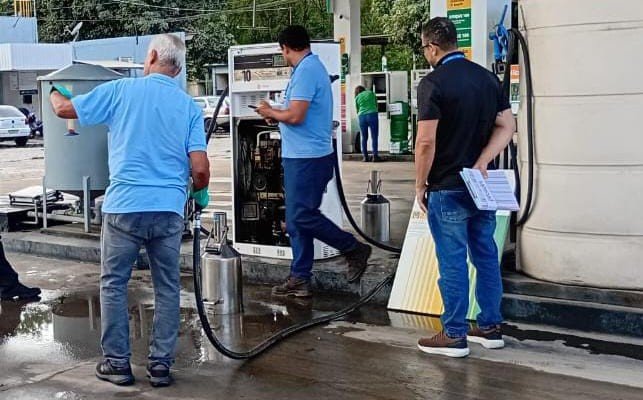 Procon realiza operação conjunta com o Ipem nos postos de Cachoeiro - Prefeitura de Cachoeiro de Itapemirim