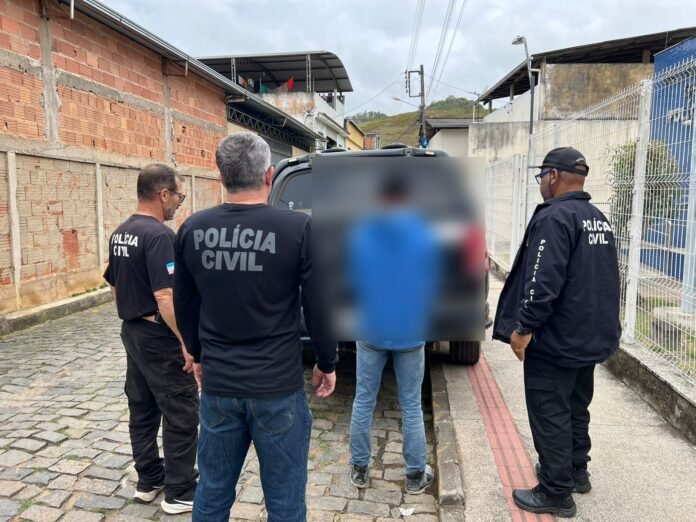 Delegacia de Guaçuí cumpre mandados de prisão e de internação de adolescente