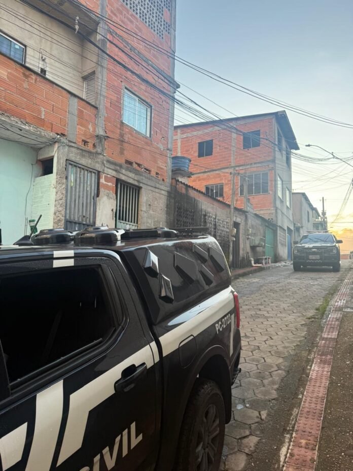 Polícia Civil realiza operação em Carapebus contra grupos criminosos na PCES cumpre mandados em continuidade às investigações sobre atuação de grupos criminosos em Carapebus