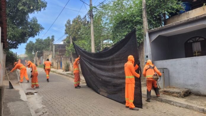 Prefeitura de Cachoeiro intensifica limpeza urbana no Gilson Carone e Coronel Borges - Prefeitura de Cachoeiro de Itapemirim
