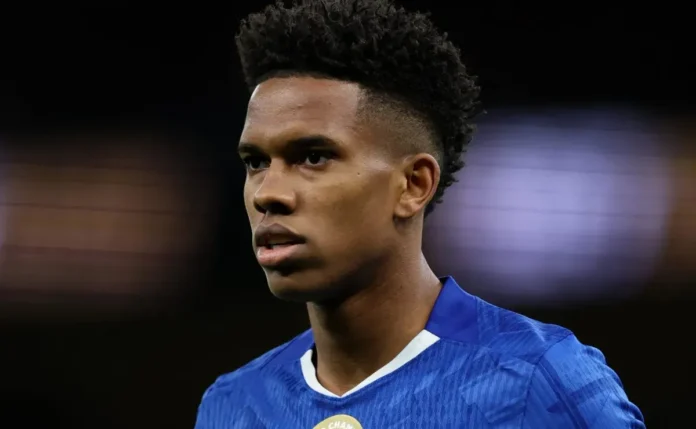 Chelsea x Barcelona: Maresca evita comparação entre Estêvão e Lamine Yamal antes de jogo na Champions