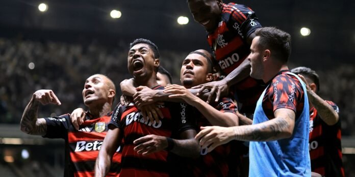 Fla arranca empate com gol de Bruno Henrique e fica perto do título