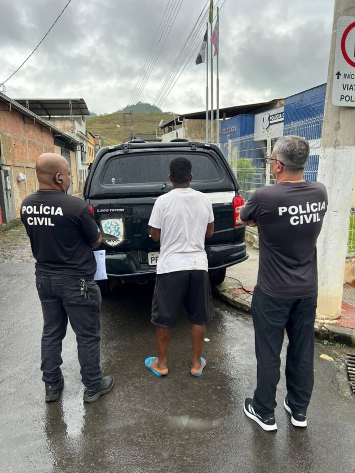 Polícia Civil prende homem em flagrante por violência doméstica contra a ex-companheira em Guaçuí