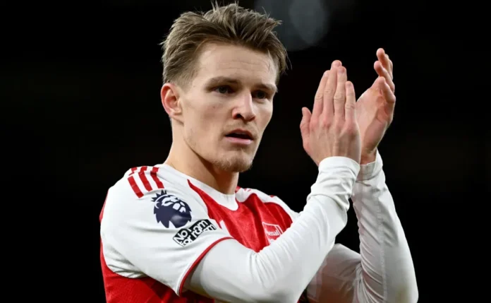 Arsenal vence o Brighton e volta à liderança da Premier League