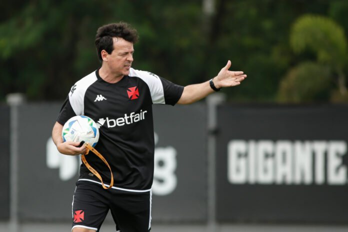 fernando diniz no vasco em foto de Matheus Lima CRVG