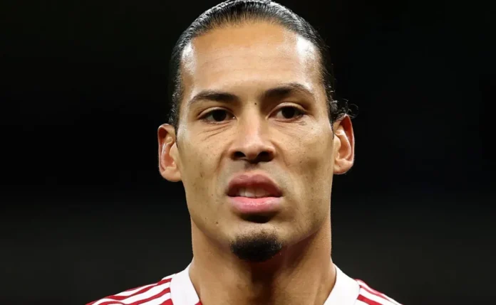 Liverpool quer anunciar a contratação de Bastoni para substituir Van Dijk em seu elenco