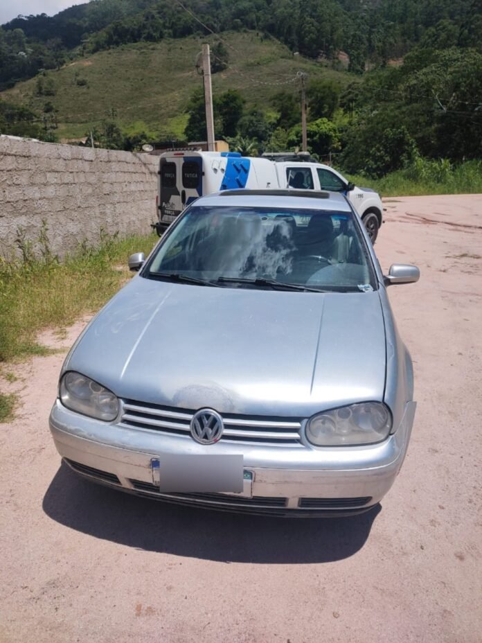 PCES e PMES prendem três suspeitos após tentativa de roubo de arma e disparo contra policial em Venda Nova do Imigrante