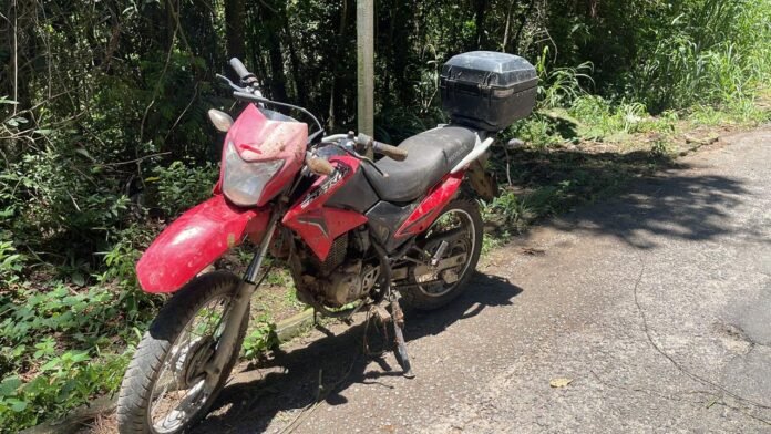 Deic de Venda Nova do Imigrante e PMES recuperam motocicleta furtada
