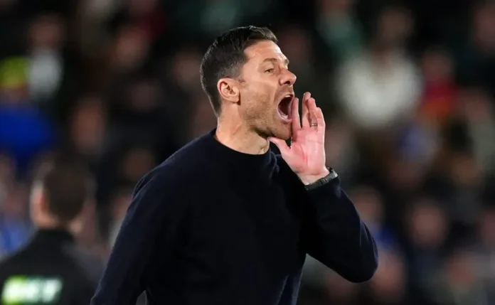 Xabi diminui tensão no Real Madrid e afirma que tem boa relação com jogadores