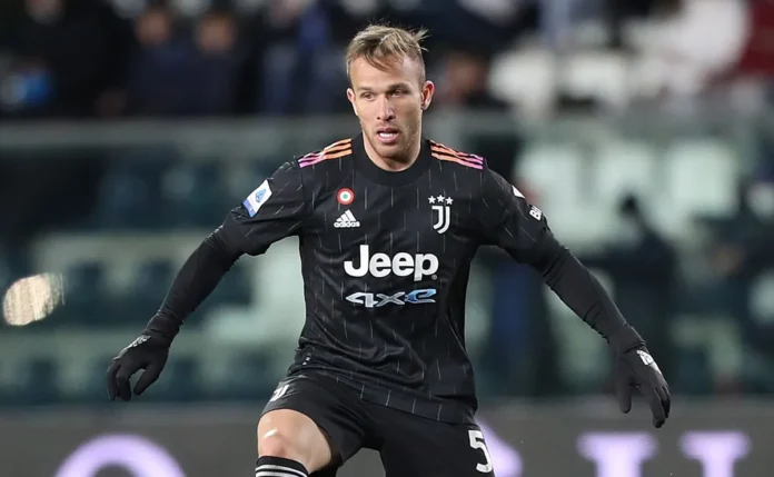 Arthur revela bastidores de Cristiano Ronaldo na Juventus e detalha mentalidade do craque