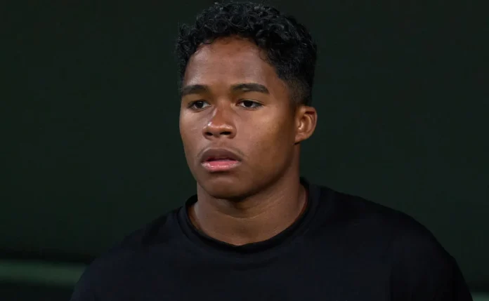 Chelsea vai em busca de Endrick e conta com a presença de Estêvão para convencer o atacante