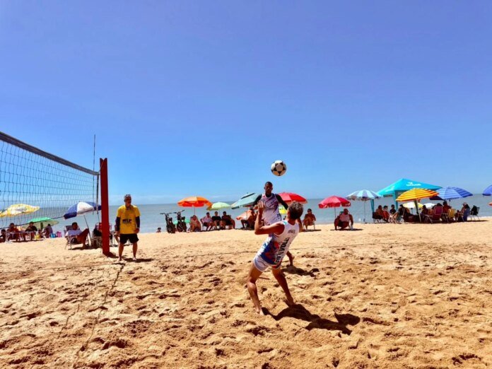 Praia Central – Arena Esportiva Marataízes