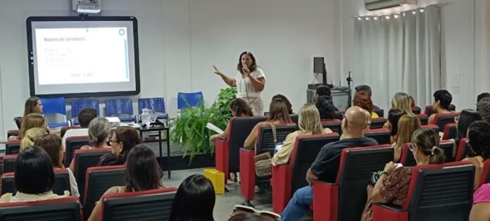 Educação de Cachoeiro inicia planejamento do ano letivo com reunião de gestores - Prefeitura de Cachoeiro de Itapemirim