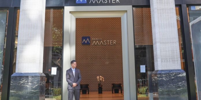 Entenda as liquidações do Banco Master e da Reag