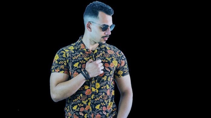 Notícia Léo Zanol leva seu agito à Praia do Coqueiro - Prefeitura Municipal de Anchieta