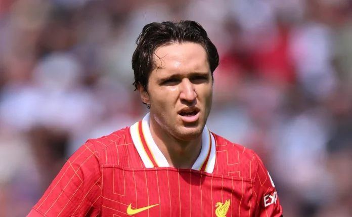 Liverpool bloqueia empréstimo de Federico Chiesa à Juventus e quer R$75 milhões pela venda